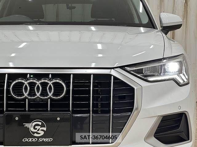 Audi Q3 2021-01 220592-17
