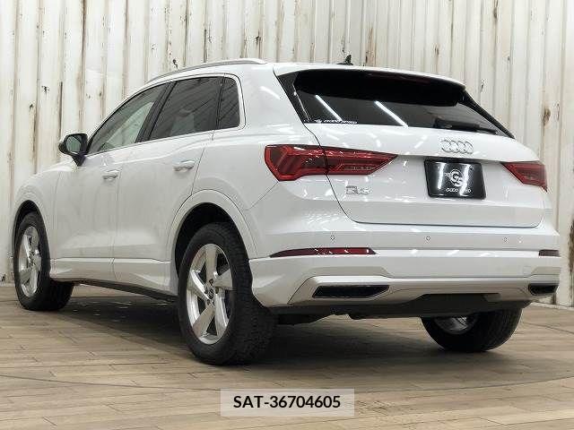 Audi Q3 2021-01 220592-16