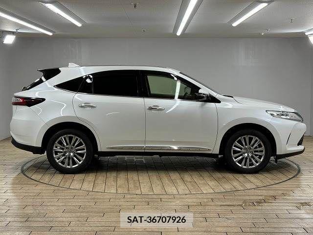 Toyota HARRIER 2018-05 360875-13