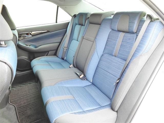 Toyota CROWN SEDAN 2015-11 184484-20