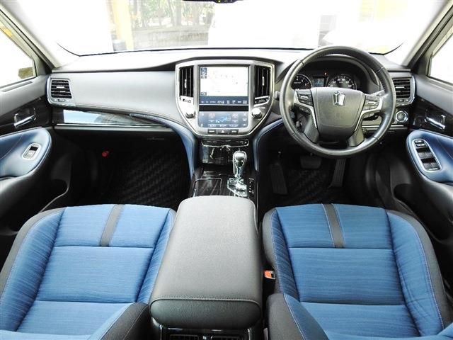 Toyota CROWN SEDAN 2015-11 184484-12