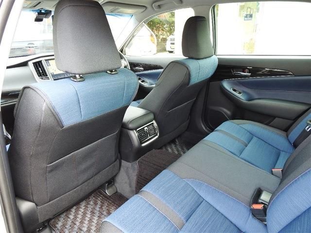 Toyota CROWN SEDAN 2015-11 184484-19