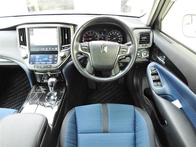 Toyota CROWN SEDAN 2015-11 184484-22