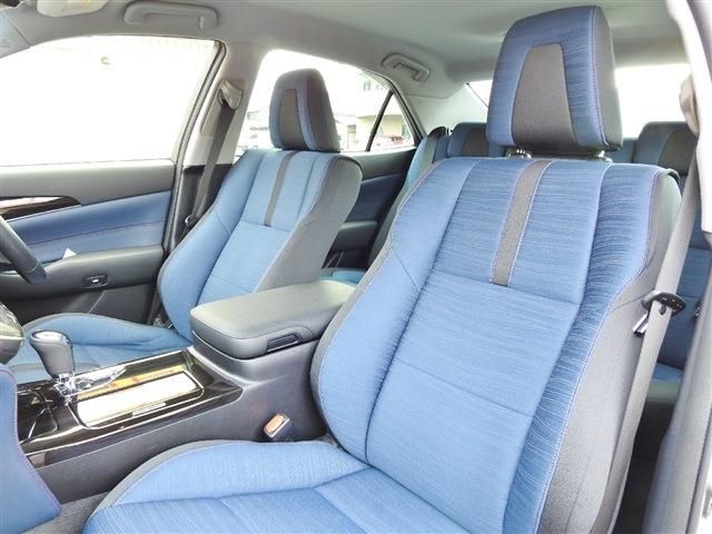 Toyota CROWN SEDAN 2015-11 184484-18