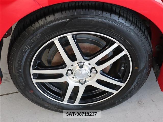 Toyota AQUA 2013-10 208620-9