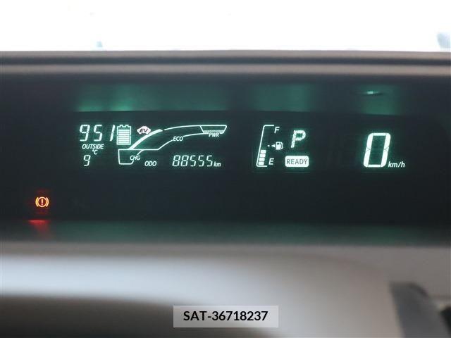 Toyota AQUA 2013-10 208620-14