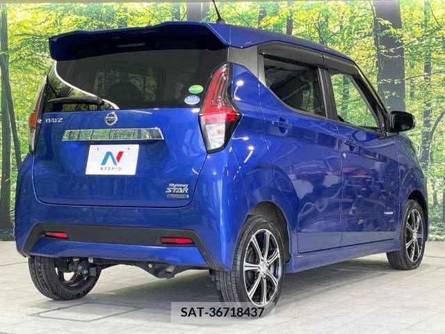 Nissan DAYZ 2021-04 323716-17