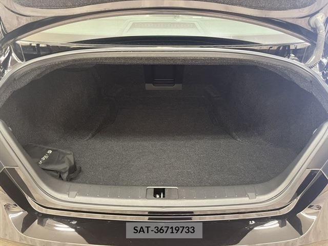 Nissan FUGA 2015-03 334208-9