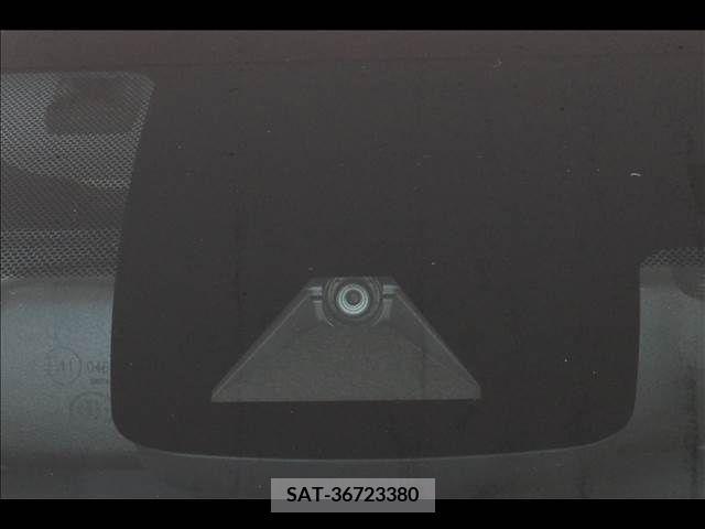 Toyota PRIUS 2019-09 352629-4