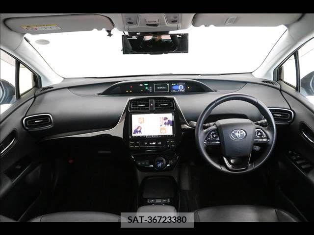 Toyota PRIUS 2019-09 352629-2