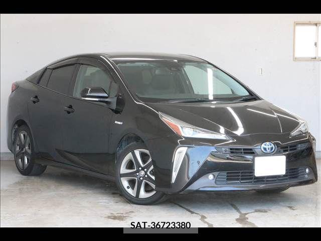 Toyota PRIUS 2019-09 352629-1