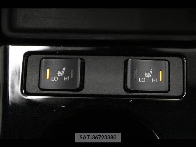 Toyota PRIUS 2019-09 352629-14