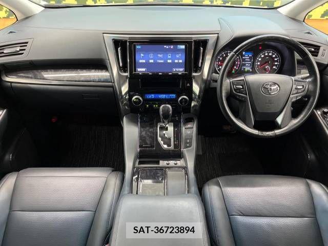 Toyota VELLFIRE 2018-03 287846-1