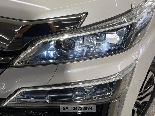 Toyota VELLFIRE 2018-03 287846-12