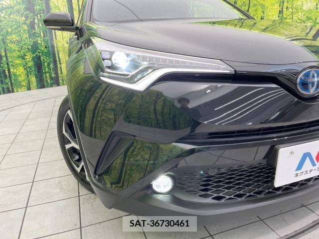 Toyota C-HR 2018-03 264203-12