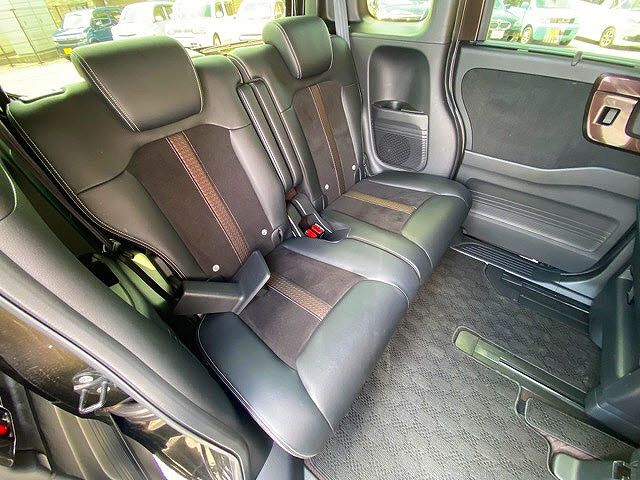 Honda N BOX CUSTOM 2017-11 4155-3