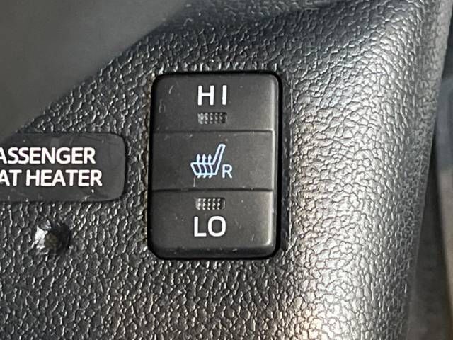Toyota PRIUS PHV 2018-11 181139-6
