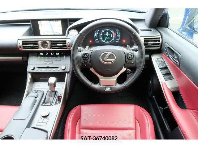 Lexus IS 2015-09 391838-16