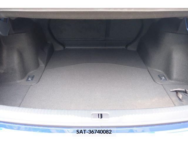 Lexus IS 2015-09 391838-13