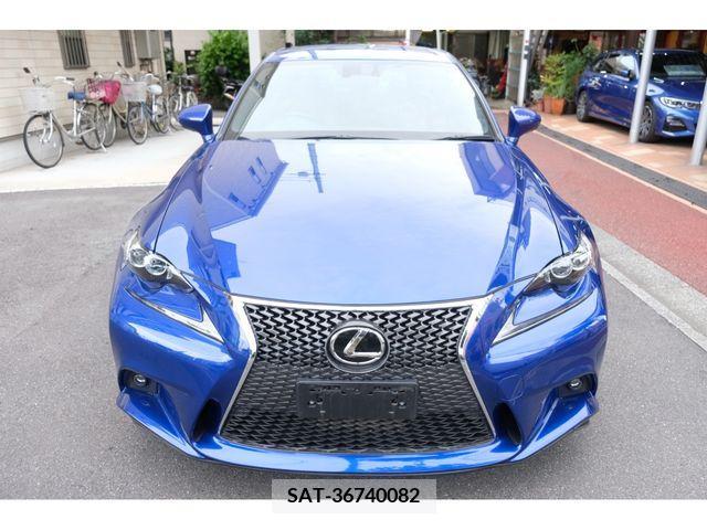 Lexus IS 2015-09 391838-3