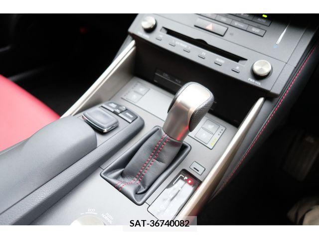 Lexus IS 2015-09 391838-17