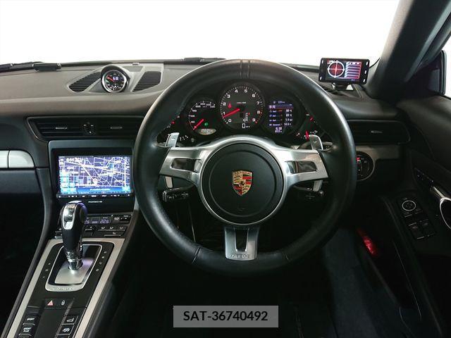 Porsche 911 2014-11 320064-12