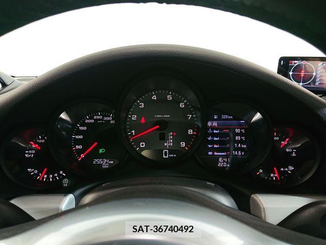 Porsche 911 2014-11 320064-13