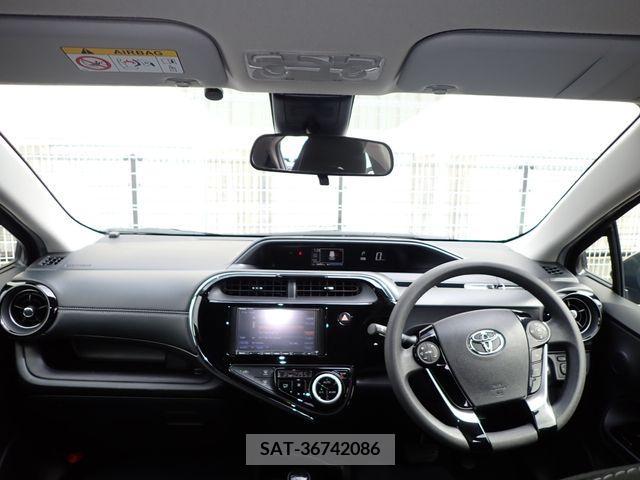 Toyota AQUA 2020-02 221121-1