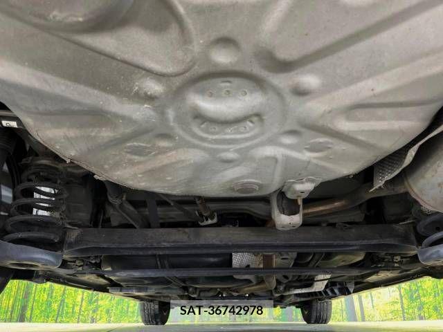 Toyota PRIUS ALPHA 2013-11 366757-19