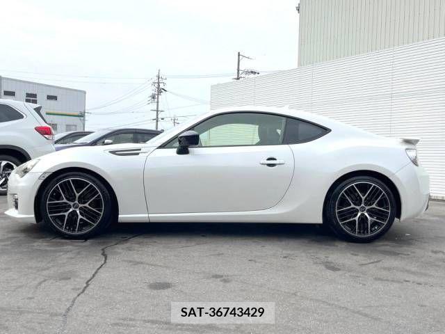 Subaru BRZ 2012-04 377902-17