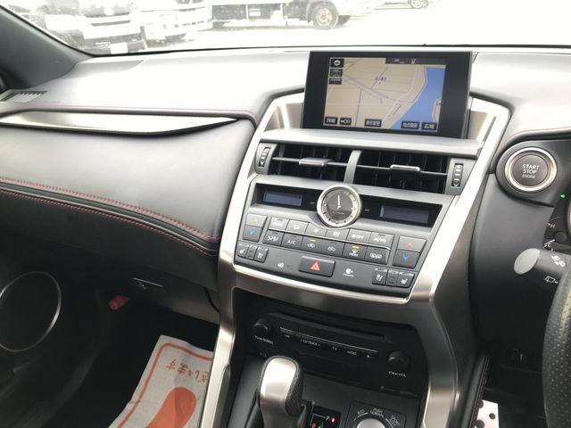 Lexus NX 2017-01 1699-17