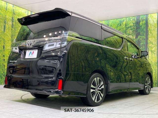 Toyota VELLFIRE 2019-04 216555-18