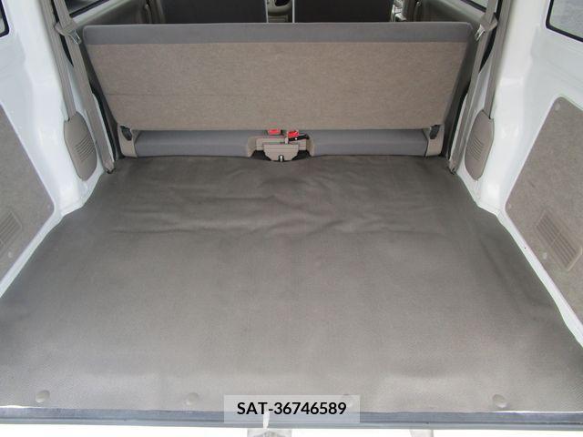 Suzuki EVERY 2008-10 297437-17