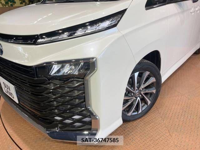 Toyota VOXY HYBRID 2023-10 322927-11