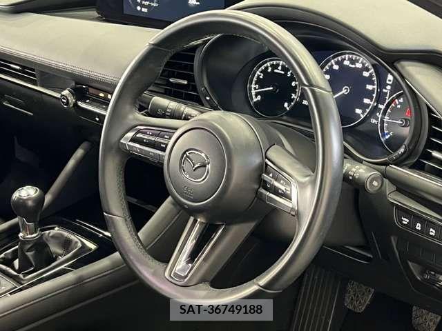 Mazda MAZDA3 2020-07 208902-18