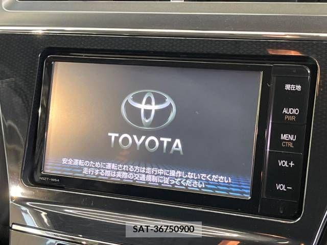Toyota PRIUS ALPHA 2015-09 379926-3