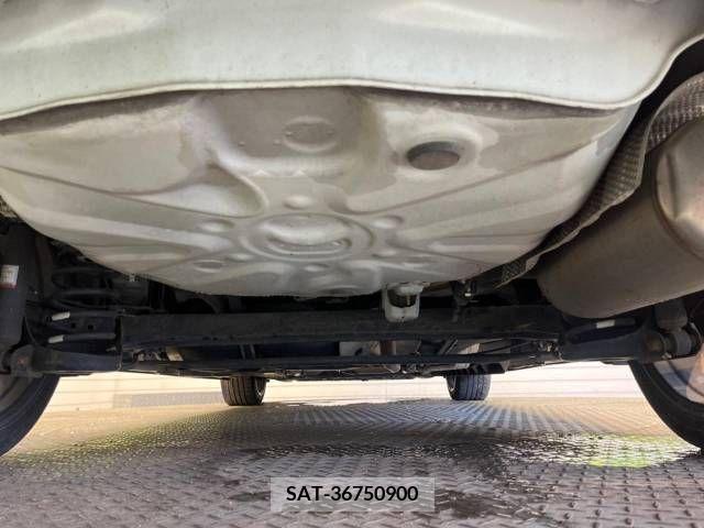 Toyota PRIUS ALPHA 2015-09 379926-19