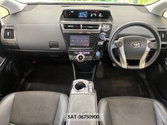 Toyota PRIUS ALPHA 2015-09 379926-1