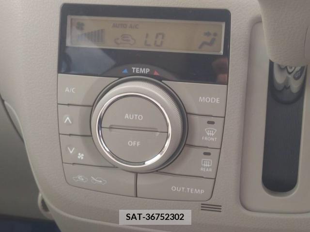 Suzuki SPACIA 2013-08 385824-17