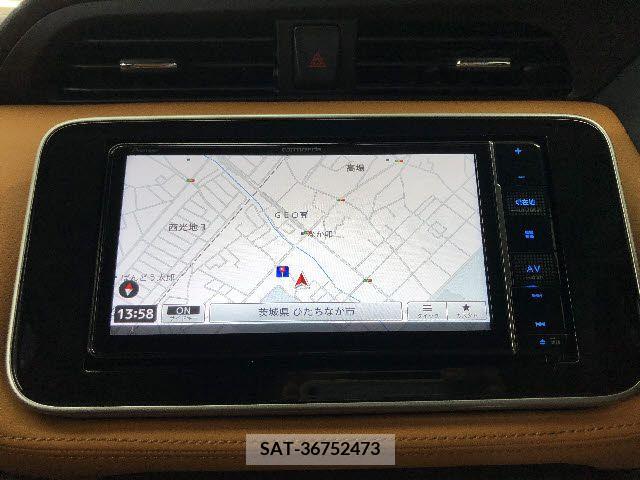 Nissan KICKS 2021-02 244158-4