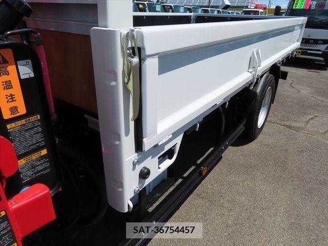 Mitsubishi CANTER 2023-04 205635-14