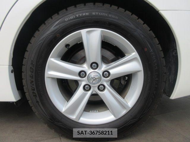 Toyota MARK X 2012-04 276286-7
