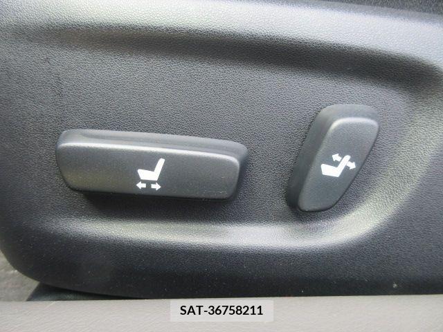 Toyota MARK X 2012-04 276286-16