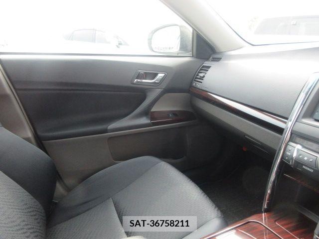 Toyota MARK X 2012-04 276286-10