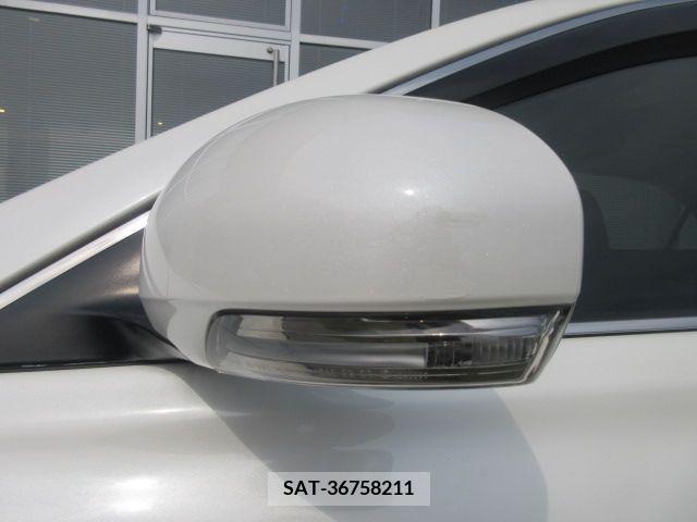 Toyota MARK X 2012-04 276286-25