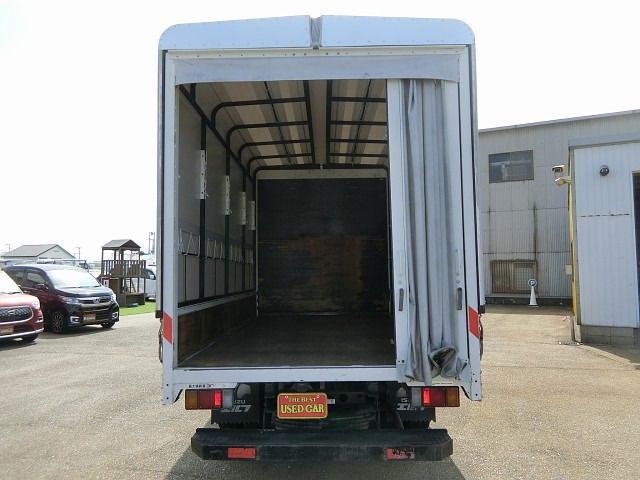 Isuzu ELF TRUCK 2005-01 6043-12