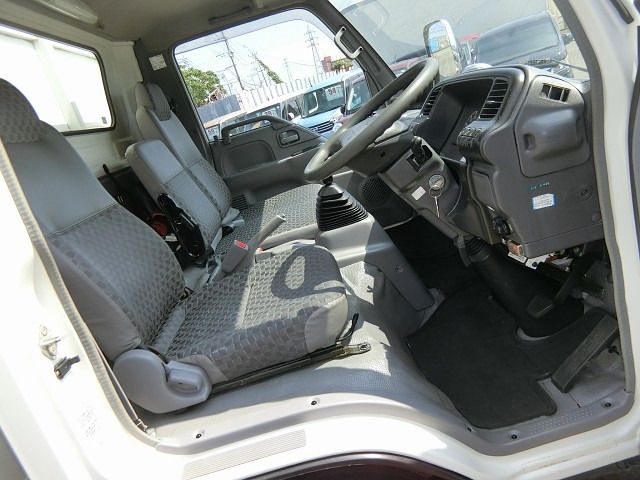 Isuzu ELF TRUCK 2005-01 6043-2