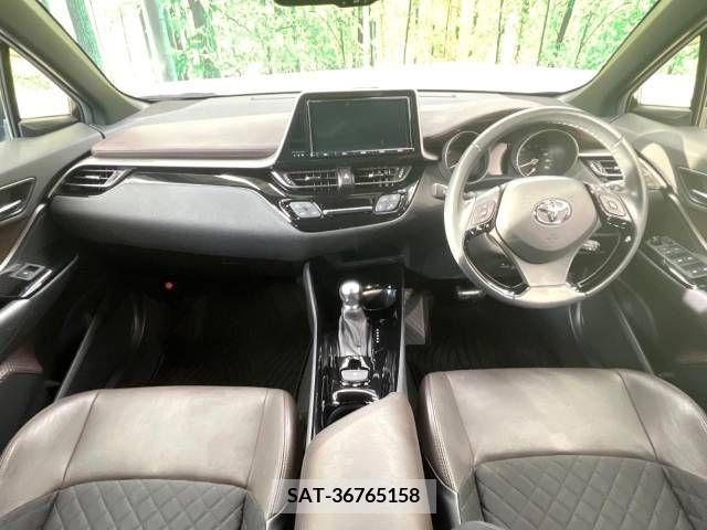 Toyota C-HR 2018-07 294911-1