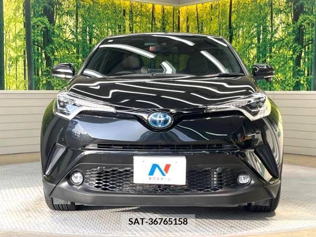 Toyota C-HR 2018-07 294911-14