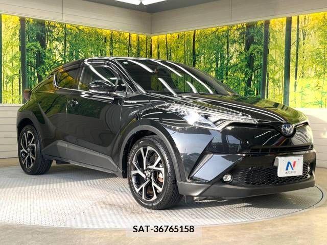 Toyota C-HR 2018-07 294911-16